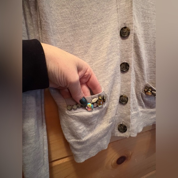 J.Crew Embellished Jewel Grey Cardigan 100% Merino Wool. Women’s size Medium. - Picture 6 of 12